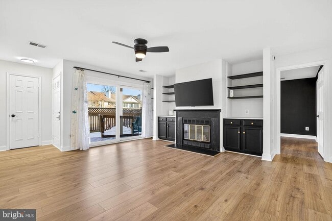 Building Photo - 6910 Sandra Marie Cir