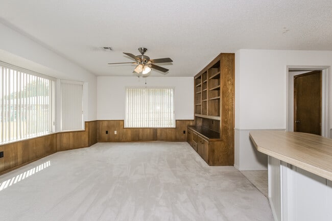 Building Photo - 1516 Sheffield Rd