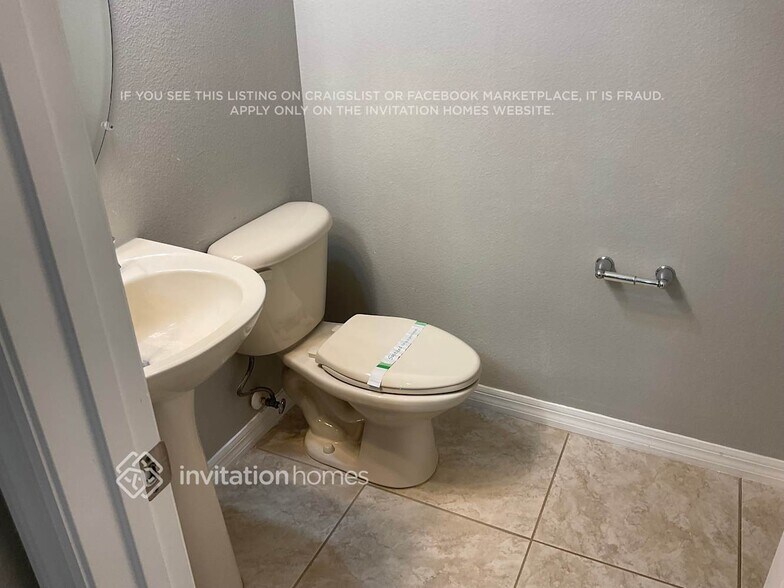 Building Photo - 650 Michigan Estates Cir