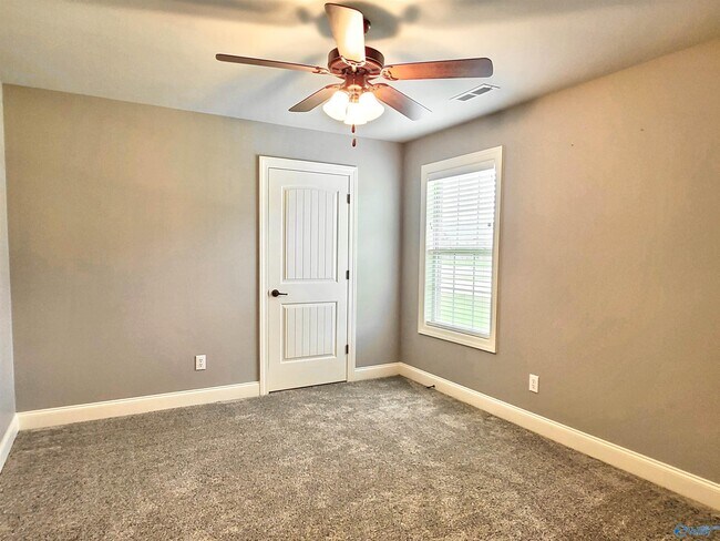 Building Photo - 13735 Callaway Dr