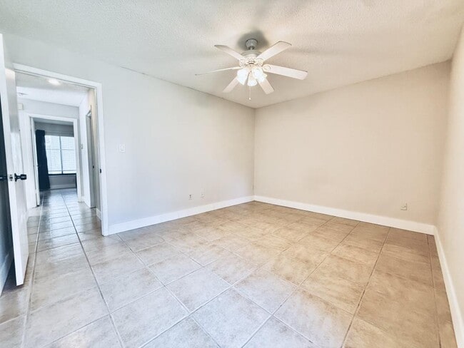 Building Photo - 4454 Pinebark Ave