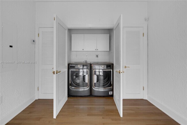 Building Photo - 1765 Wa Kee Na Dr