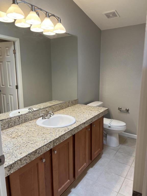 Building Photo - 48795 Belmont Ct
