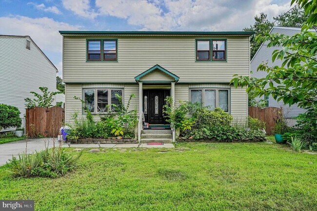 Primary Photo - 212 Lafayette Ave