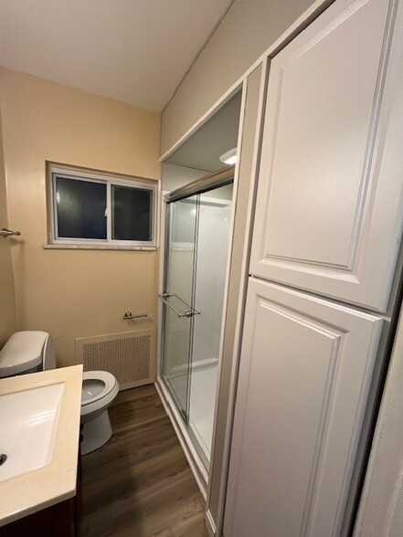 Unit 1 - 6637 Dalzell Plz