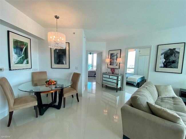 Building Photo - 2 br, 2 bath Condo - 350 S Miami Ave Apt 3813