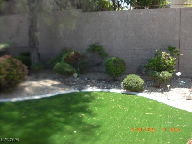 Building Photo - 2186 Sawtooth Mountain Dr