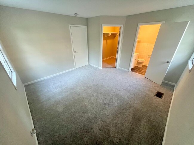 Building Photo - 1507 Boscobel St