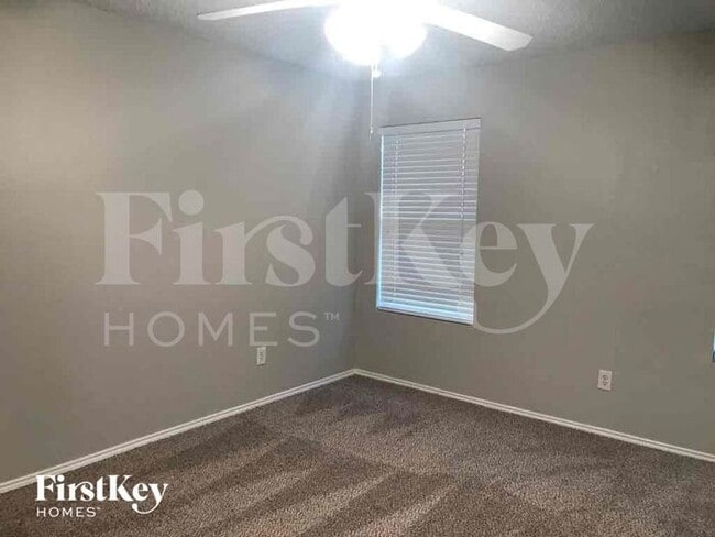 Building Photo - 3356 Mojave Dr