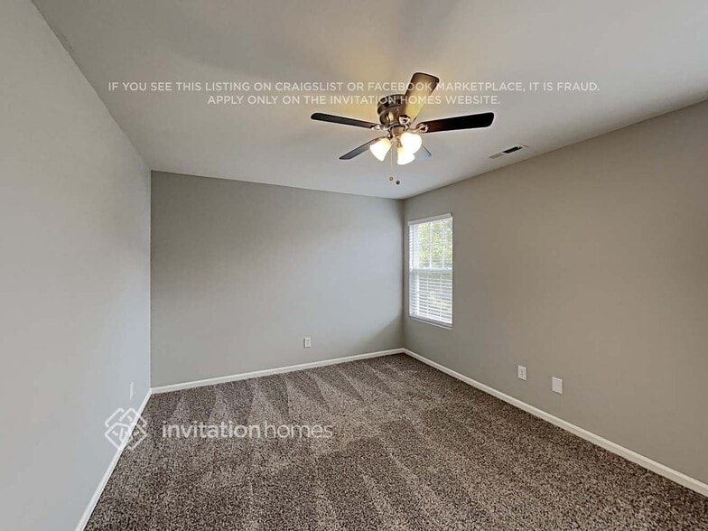 Building Photo - 1006 Wind Carved Ln