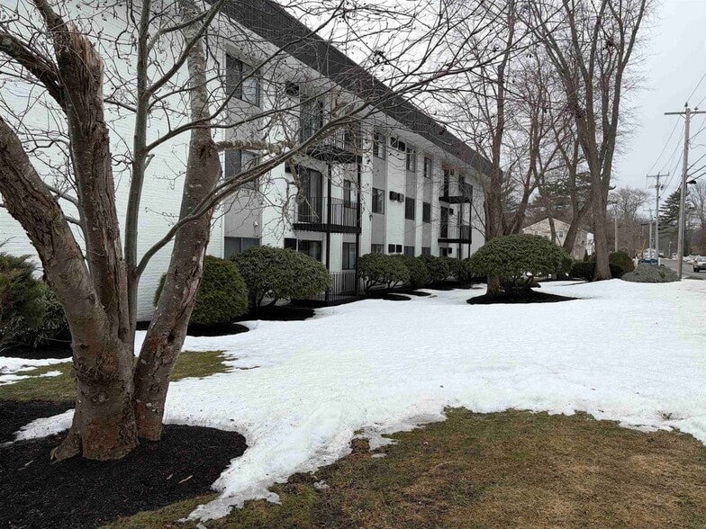 Building Photo - 467 High, 6