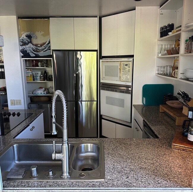 Primary Photo - 2 bedroom 2 bath with a view at Palms of W...
