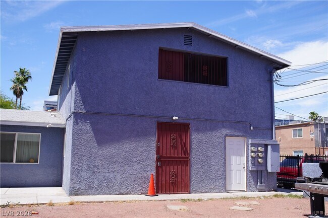 Building Photo - 506 Mckellar Cir