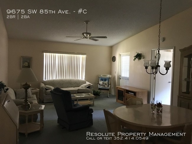 Building Photo - Fully Furnished 2/2 in On Top of the World
