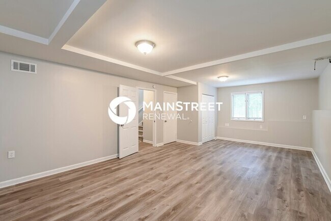 Building Photo - 4 Bedroom Pet-Friendly Home in STONE MOUNTAIN, GA with Main Street Renewal