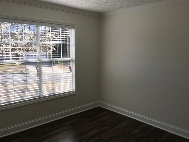 Building Photo - 677 New England Way