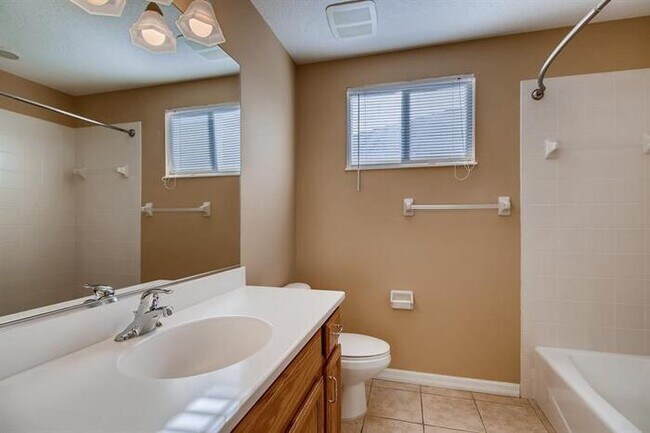 Building Photo - 12416 Aster Ave, Bradenton, FL, 34212