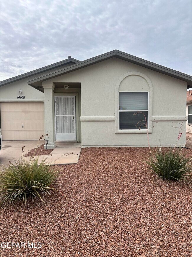 Building Photo - 14108 Volcanic Rock Dr