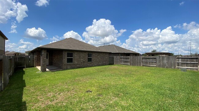 Building Photo - 29506 Breakwater Dr