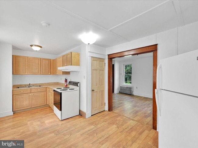 Building Photo - 836 -838 Suedberg Rd