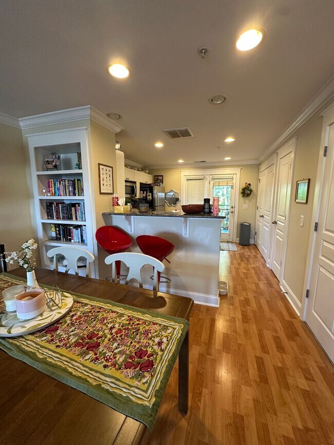Building Photo - 1855 Candlewood Ct