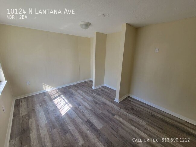 Building Photo - Renovated Tampa Home