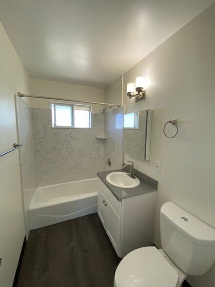 Building Photo - 66 Mar Vista Dr