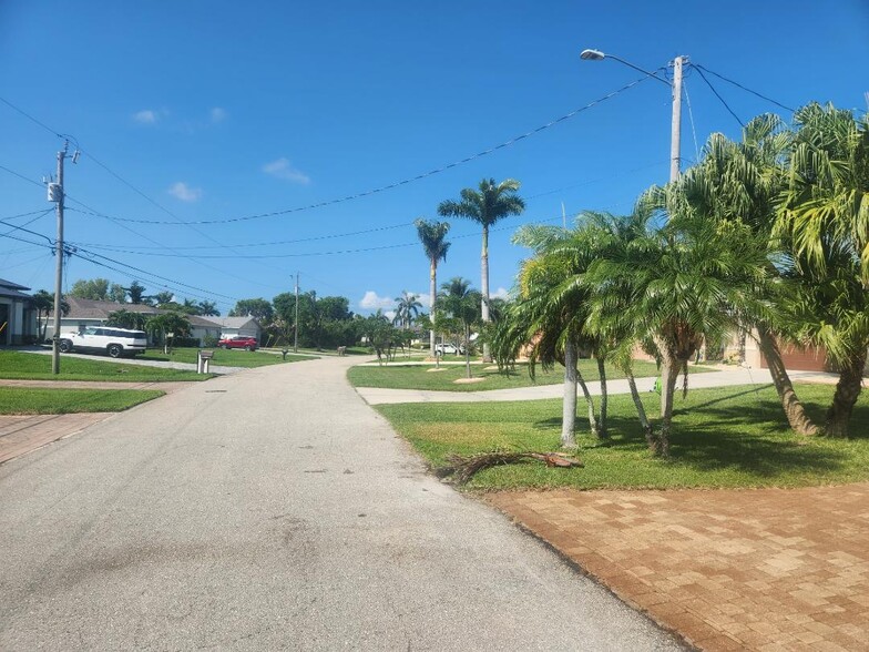 rode view south - 2536 SW 24th Ct
