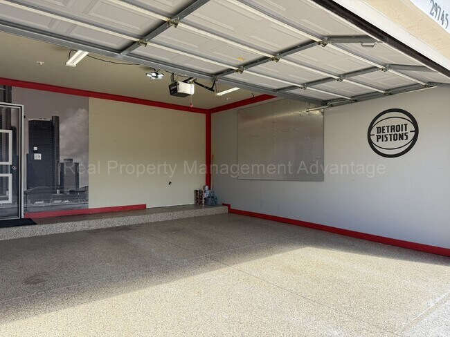 Building Photo - Rare Corner Upper Condo with Vaulted Ceilings, Private Balcony and 2 Car Garage - Right Across fr...