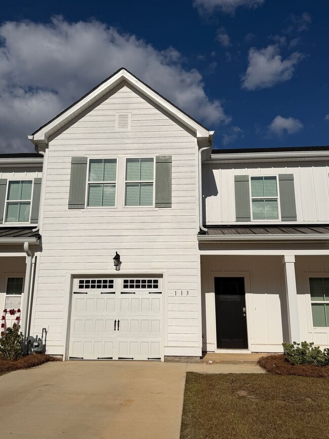 Primary Photo - 113 Alva Ct