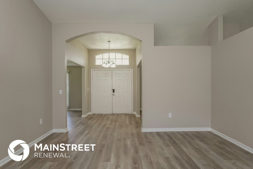 Building Photo - 3507 Manor Loop