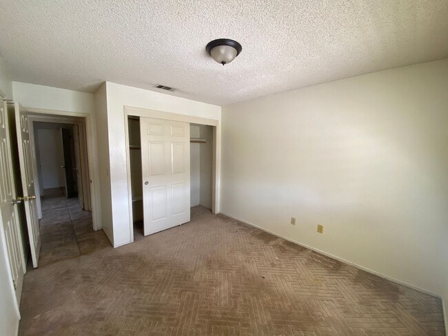 Building Photo - Get ready for Summer in this 3 BD 2 BA SW home with a Pool on a corner lot