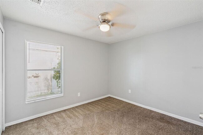Building Photo - 5235 Florida Holly Dr