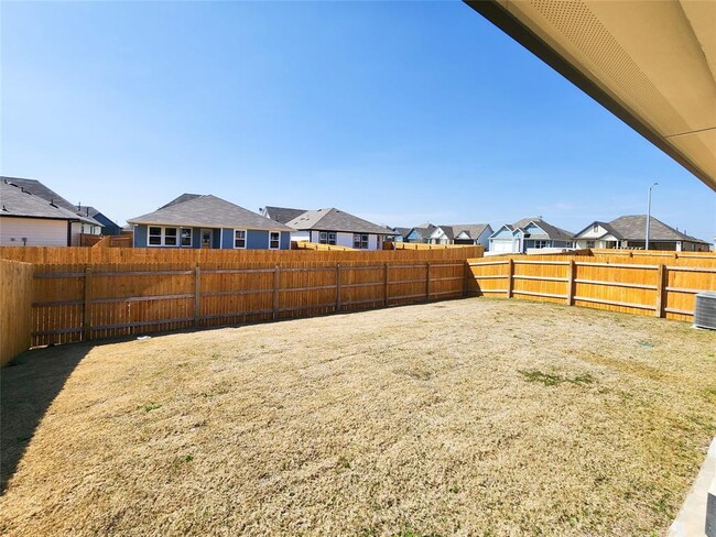 Building Photo - 205 Sweetwater Crk Ln