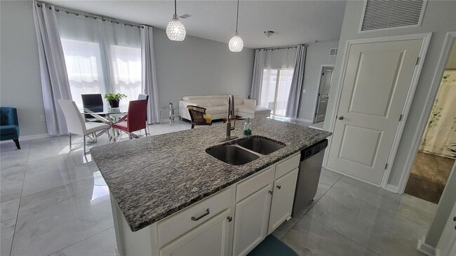 Building Photo - 1175 Lycaste Dr