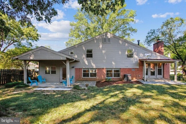 Building Photo - 8509 Cyrus Pl