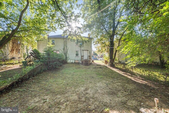 Building Photo - 5424 Belle Vista Ave