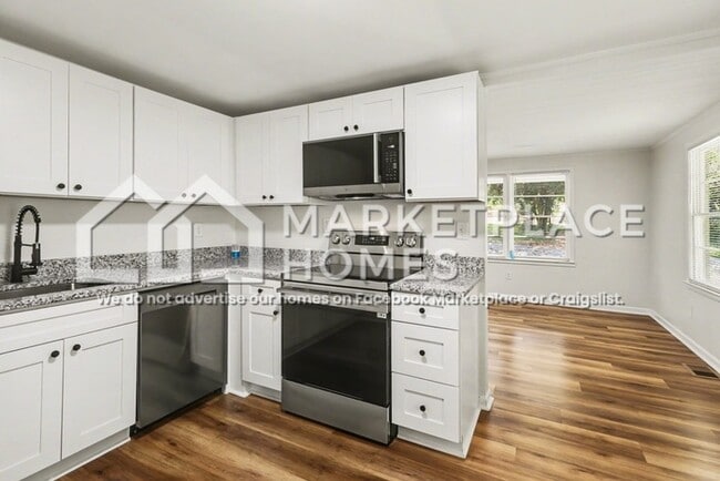 Building Photo - 5944 Gum Dr SE