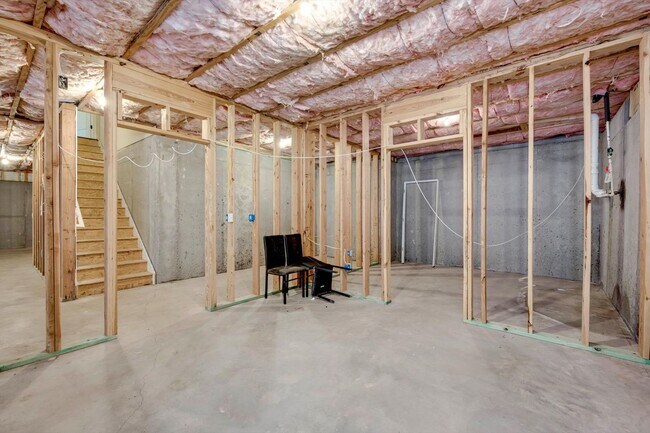 Building Photo - 542 Oconee Cir