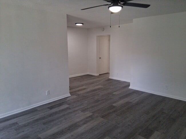 Building Photo - 4111 SW 24th Ct