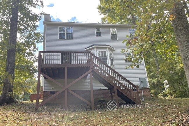 Building Photo - 6900 Longridge Dr