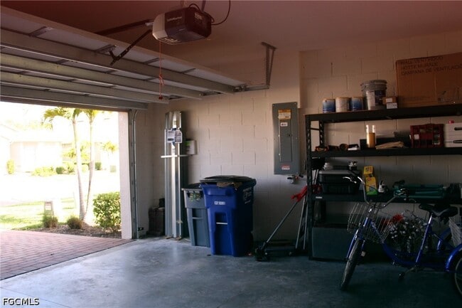 Building Photo - 20056 Sweetbay Dr