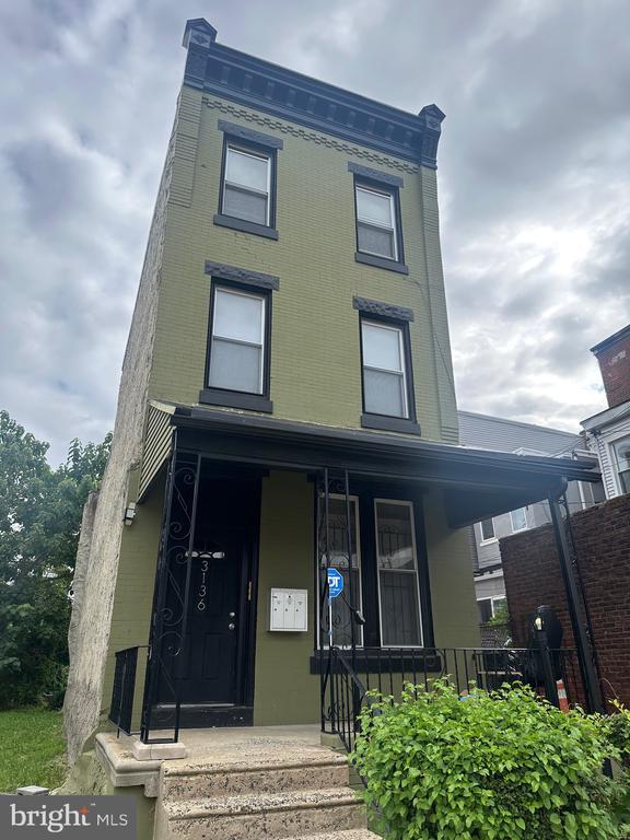 Building Photo - 3136 W Montgomery Ave