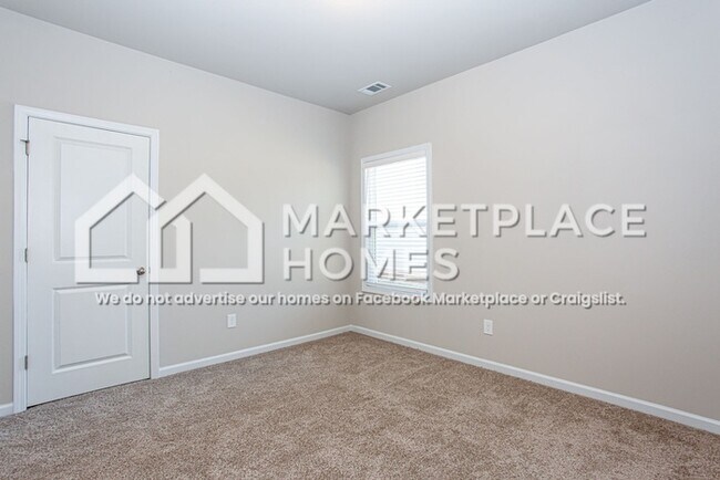 Building Photo - 232 W L Miller Dr