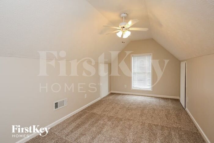 Building Photo - 4180 Chatham View Dr