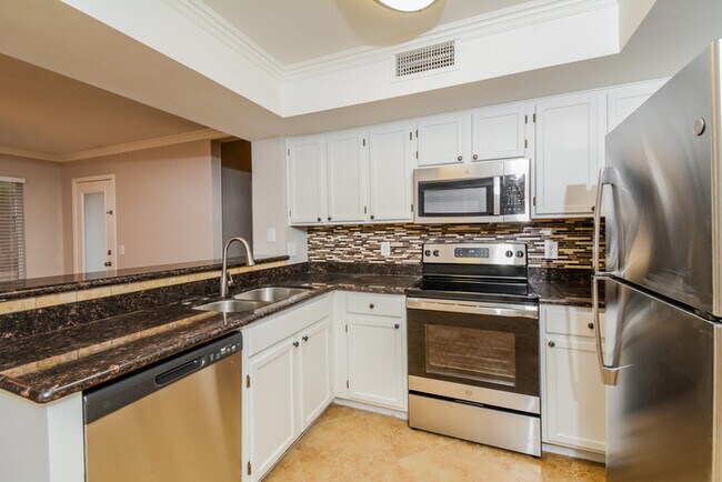 Building Photo - 4955 W Oraibi Dr