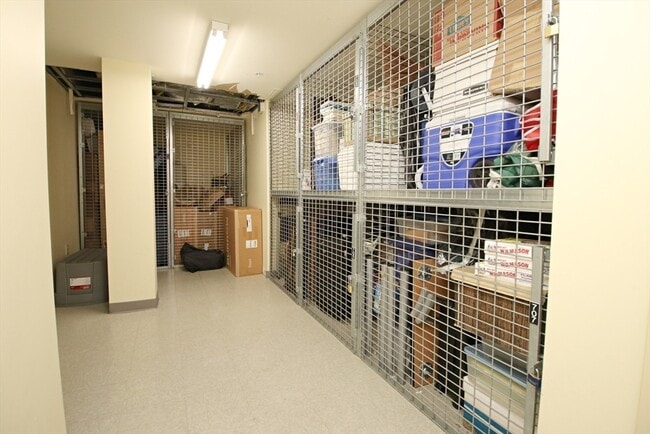 Building Photo - 175 Cottage St