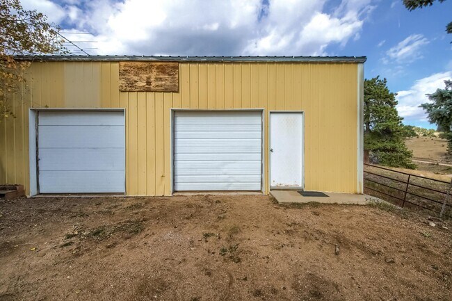 Building Photo - 14783 S Wandcrest Dr