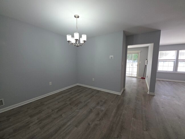 Building Photo - 2 Anchorage Ct