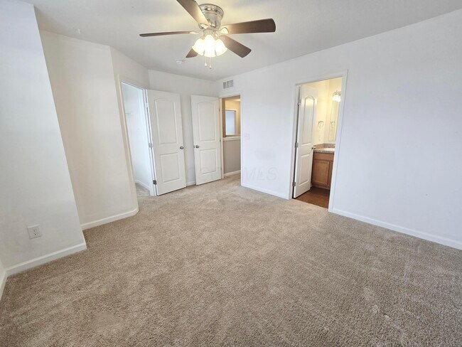 Building Photo - 2132 Canter St